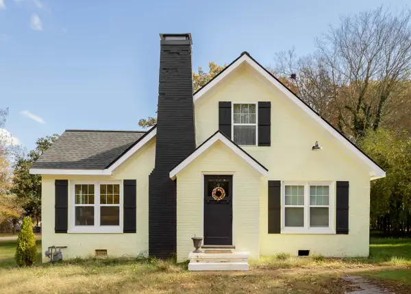 1720 Chisholm Rd, Florence, AL 35630