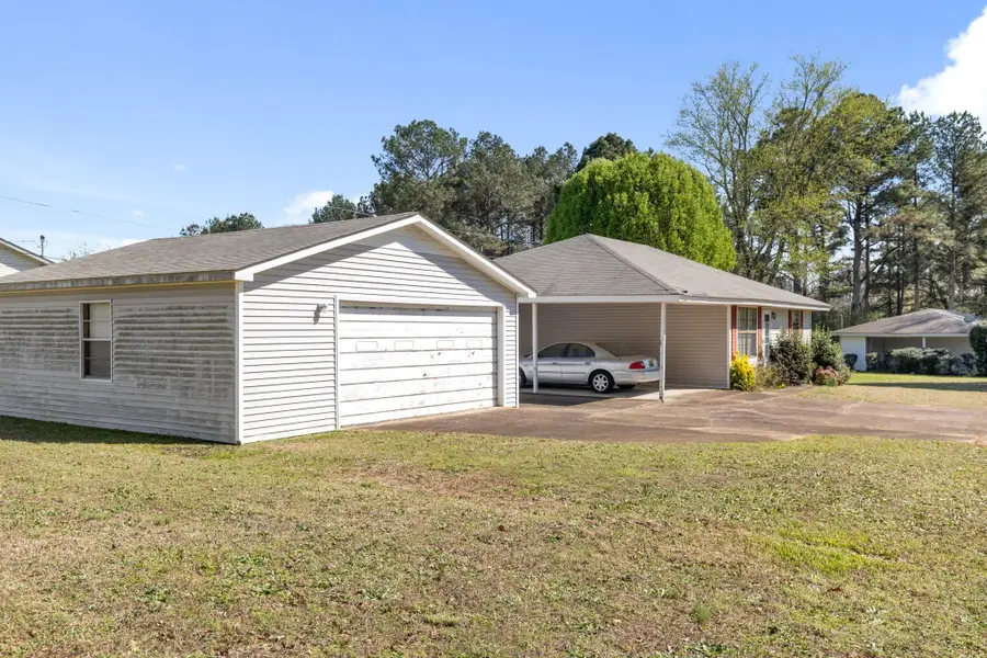 4136 Co Rd 25, Killen, AL 35633 - #3