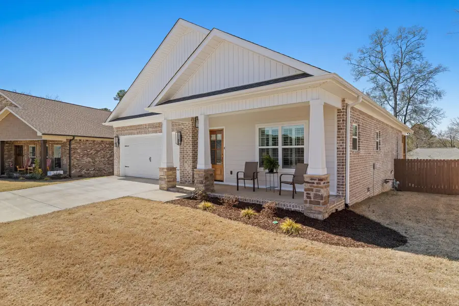 153 Silver Leaf Ln, Florence, AL 35633 - #2