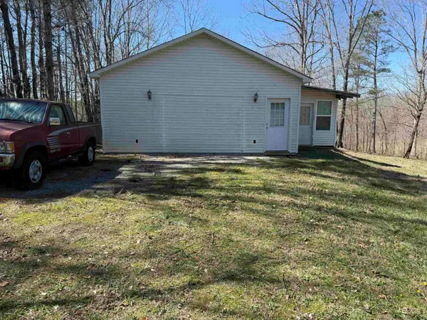 221 Co Rd 347, Florence, AL 35632