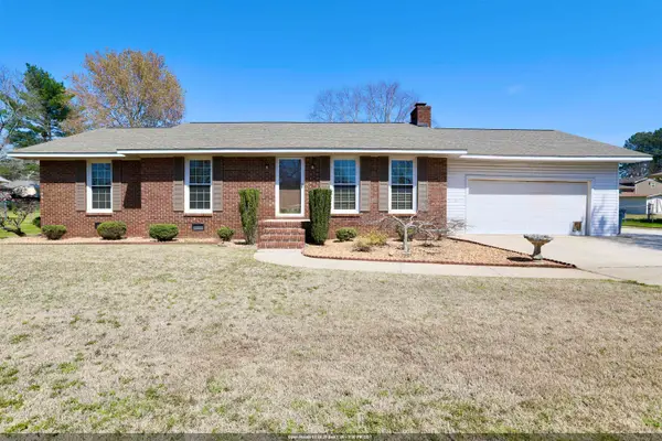 126 New Castle Dr, Florence, AL 35630