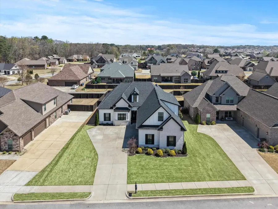 17400 Lochaber Dr, Athens, AL 35613 - #2