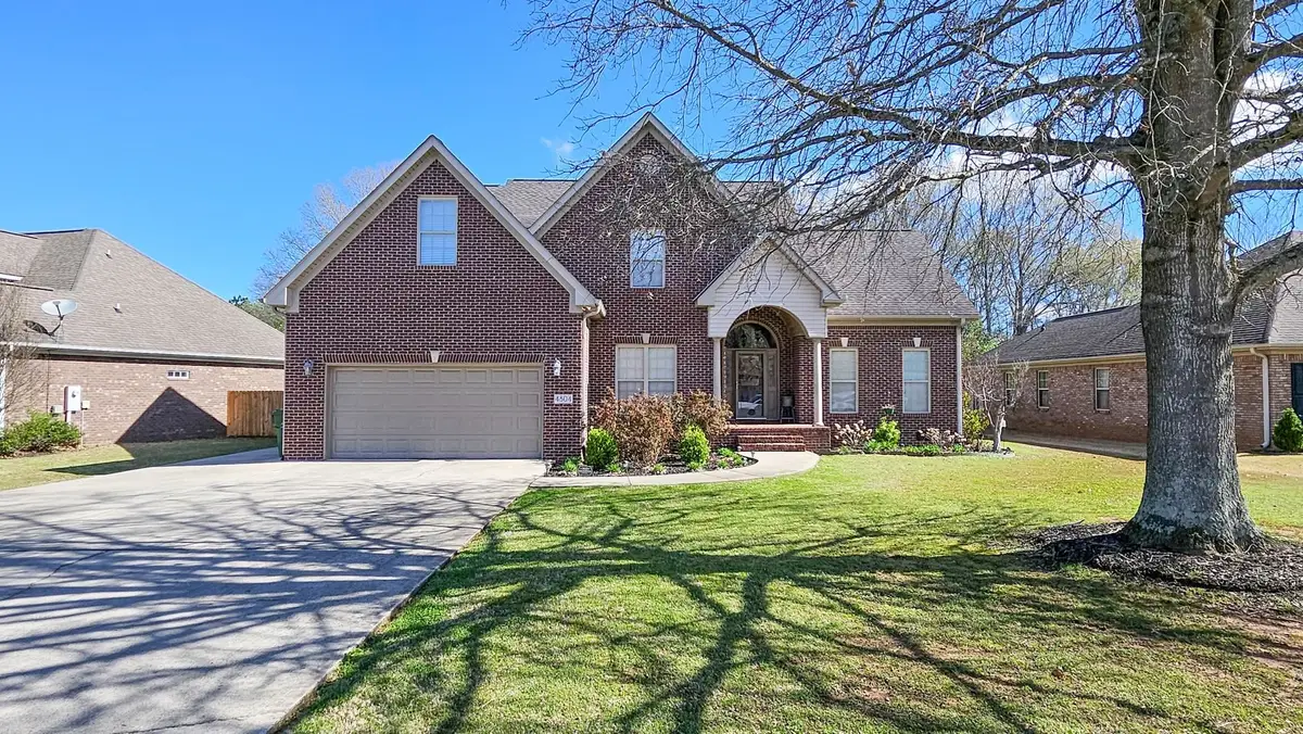4804 SE Tomahawk Dr, Decatur, AL 35603 - #1