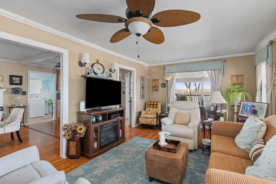 875 Carter Dr, Tuscumbia, AL 35674 - #3