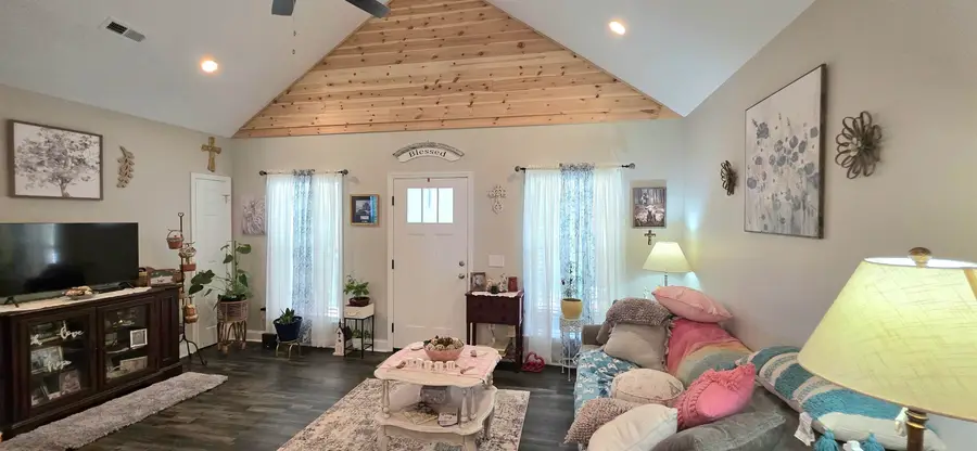 708 Co Rd 1447, Vinemont, AL 35179 - #3