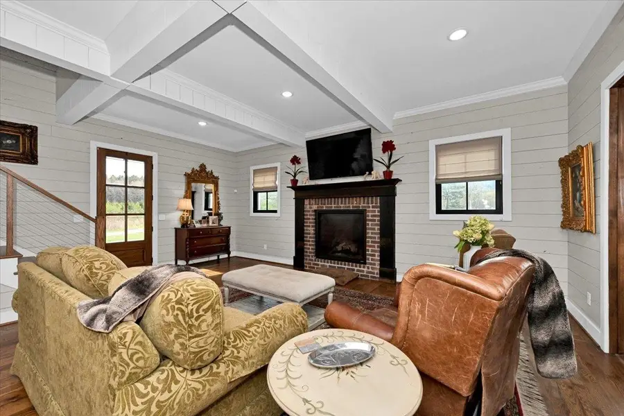 1377 Co Rd 438, Cullman, AL 35057 - #3