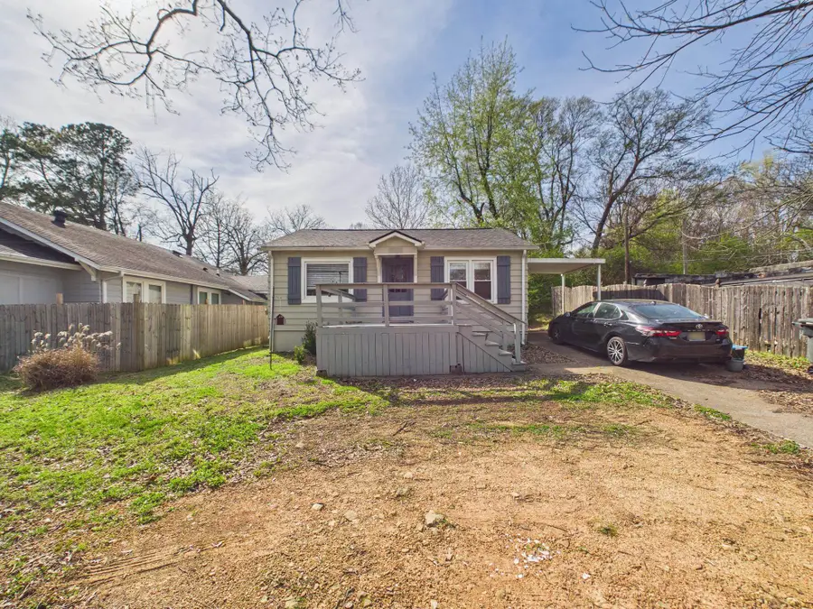 905 Hermitage Dr, Florence, AL 35630 - #3