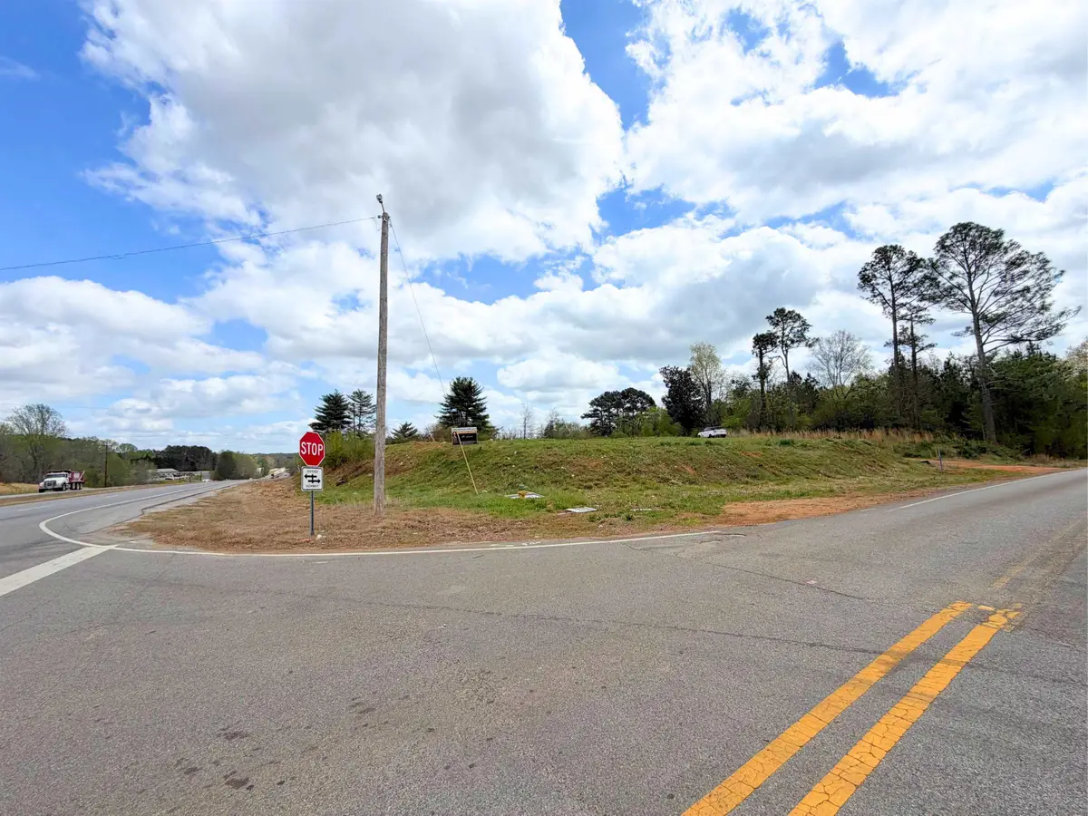 2100 Highway 72, Killen, AL 35645 - #1