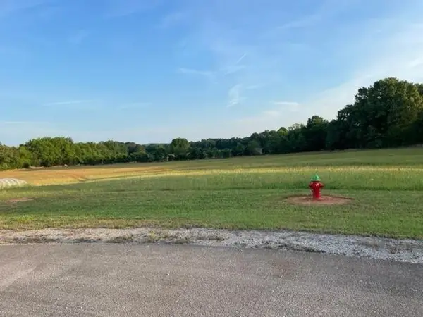 149 Isom Dr, Cherokee, AL 35616