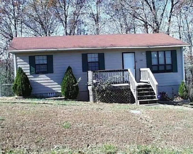 812 Co Rd 1123, Vinemont, AL 35179 - #1