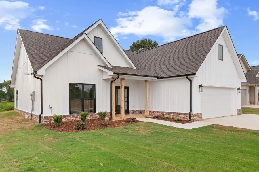 80 Foster Dr, Florence, AL 35633 - #2
