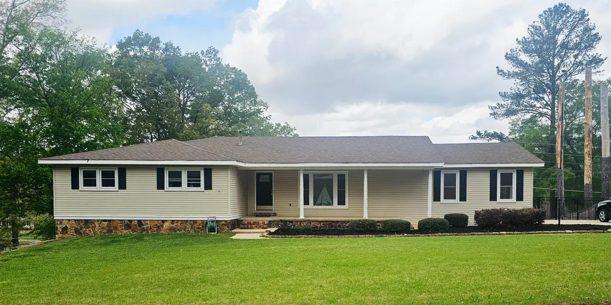 406 Oakhill Ave, Sheffield, AL 35660 - #1