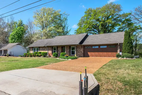 322 Shaler Dr, Killen, AL 35645