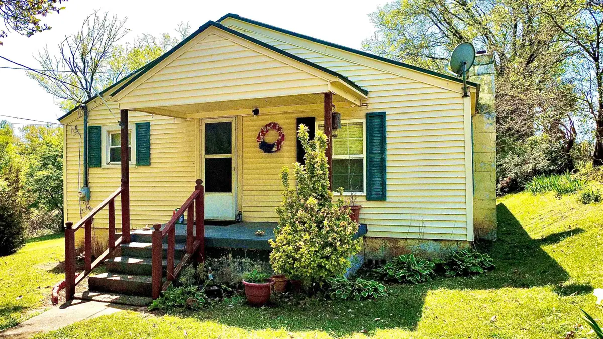 406 Patton St, Florence, AL 35630 - #1