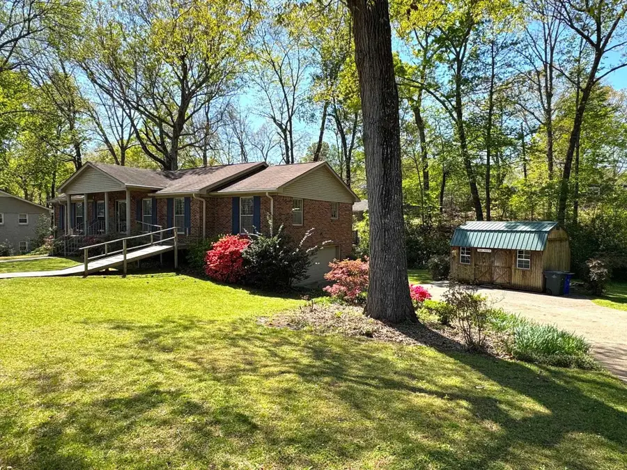 3609 Old Chisholm Rd, Florence, AL 35633 - #2