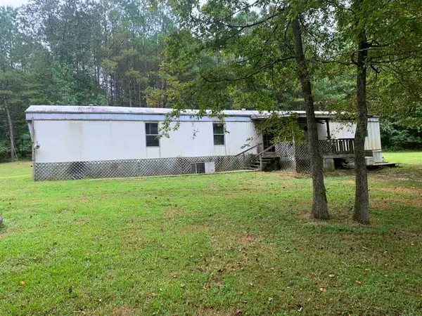 520 Co Rd 257, Florence, AL 35633