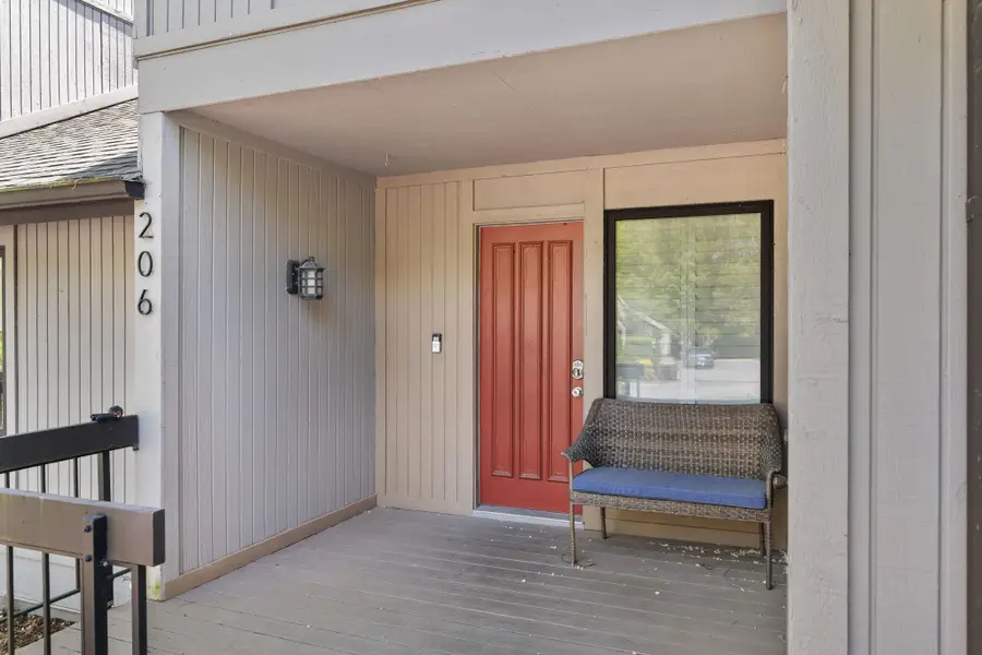 206 River Point Rd, Florence, AL 35634 - #2