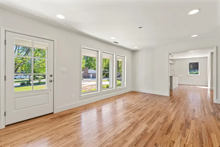 1502 Maple Dr, Cullman, AL 35055 - #3