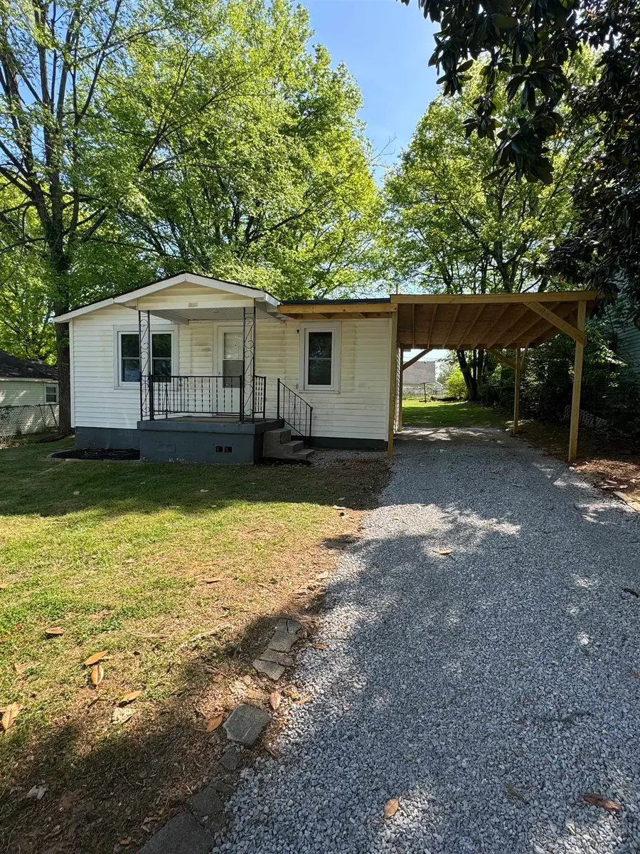 410 N Broadway St, Florence, AL 35630 - #2