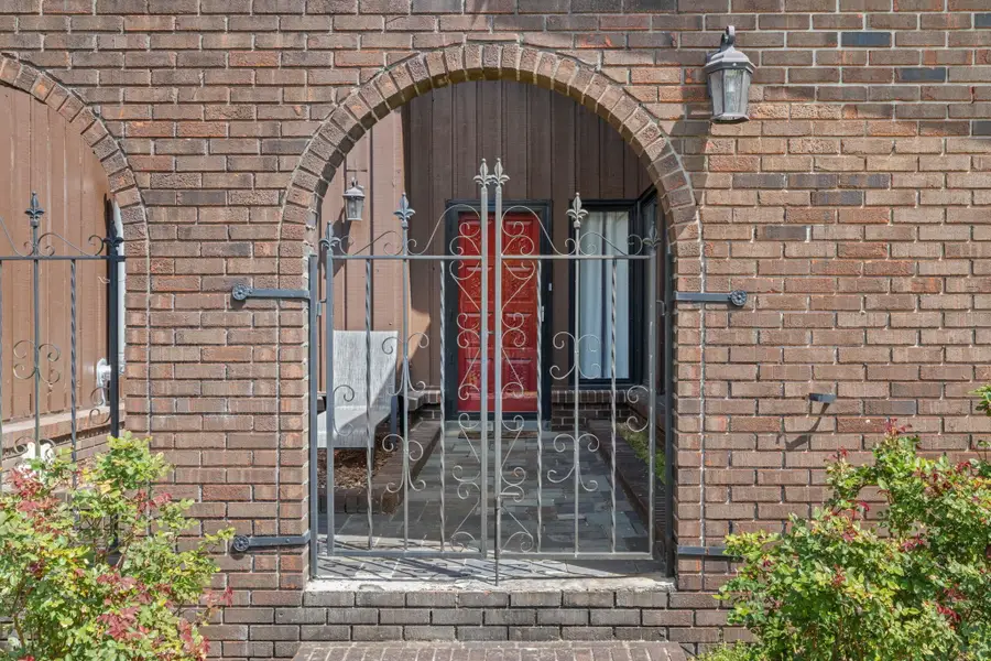 804 35th St, Haleyville, AL 35565 - #3