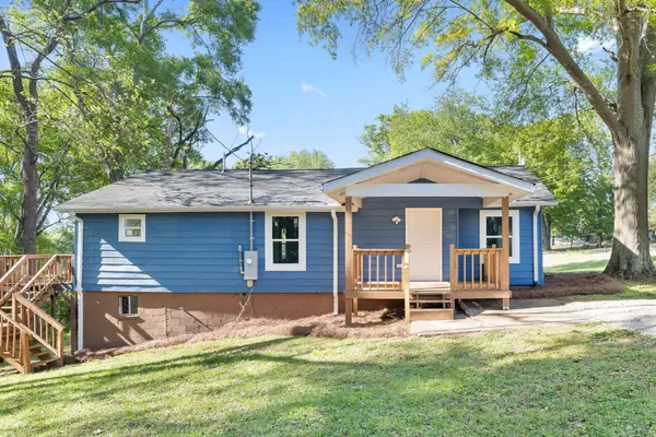 1540 Woodmont Dr, Tuscumbia, AL 35674