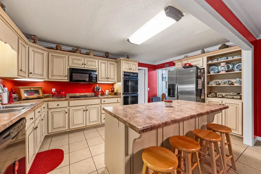 1000 Brentwood Dr, Cullman, AL 35055 - #3