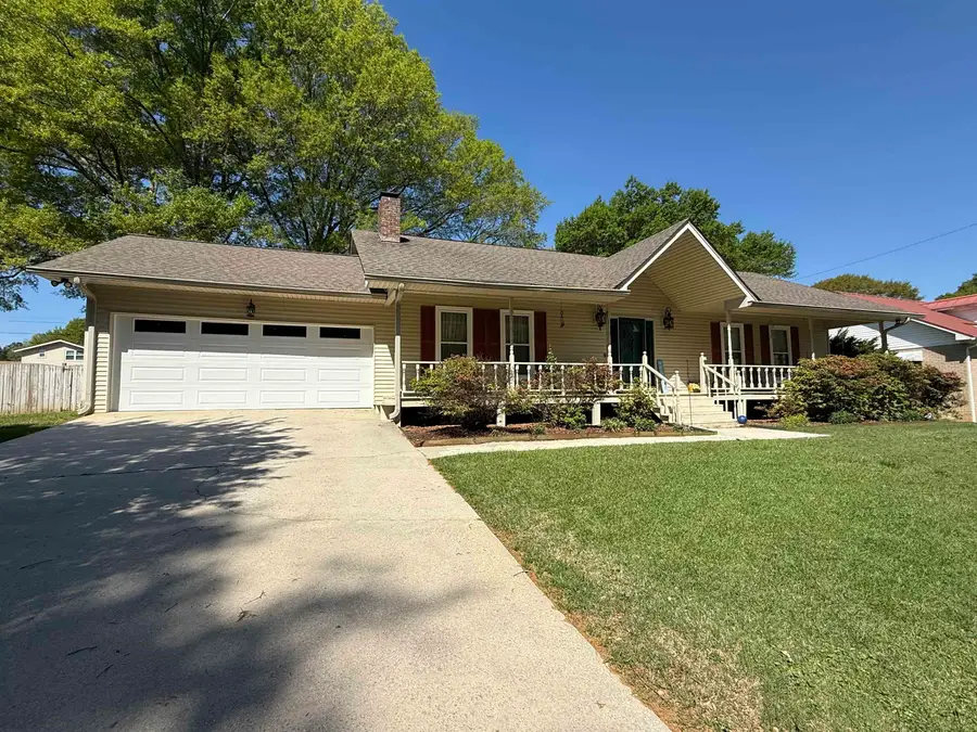 2117 Dialsdale Ave, Cullman, AL 35055 - #2