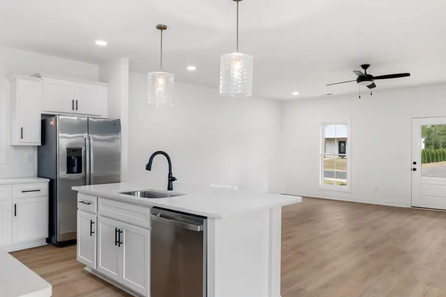 21239 Scuttle St., Athens, AL 35611 - #3