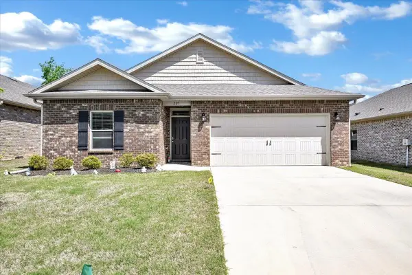 227 Ashland Dr, Hanceville, AL 35077