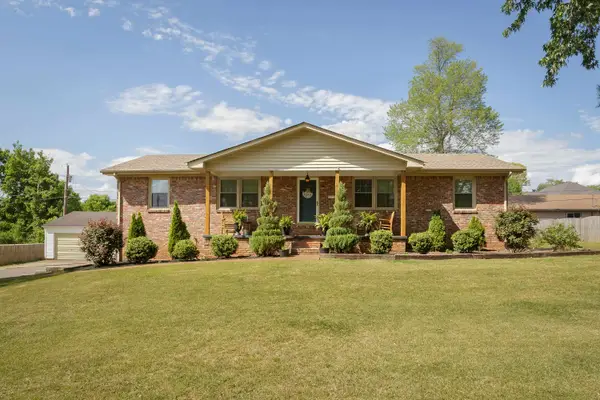2016 Saxton Dr, Florence, AL 35630