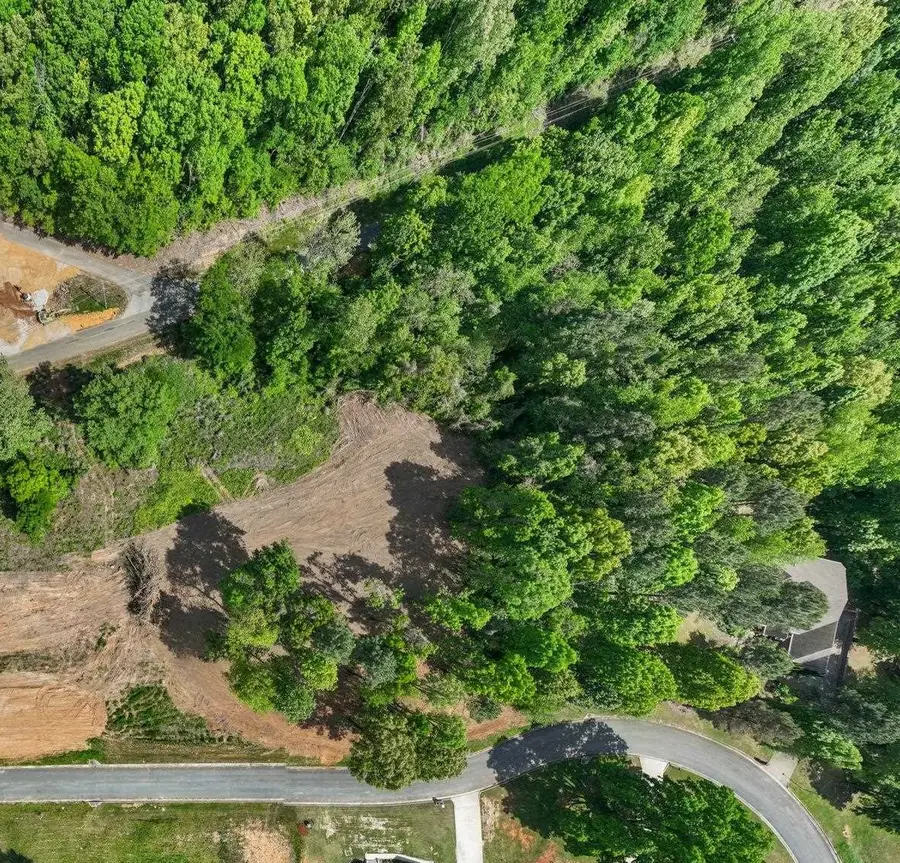 135 Singing River Dr, Muscle Shoals, AL 35661 - #3