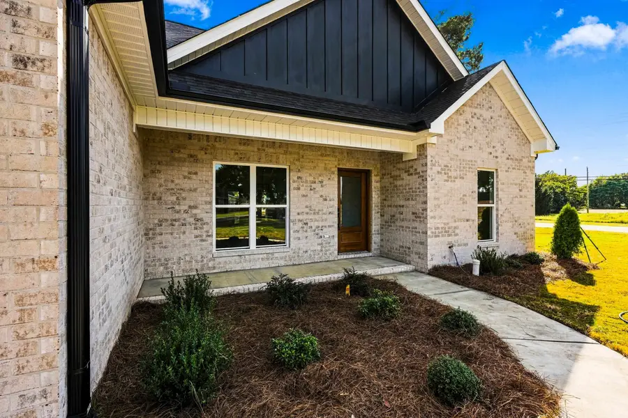 400 Lasalle Ave, Muscle Shoals, AL 35661 - #2