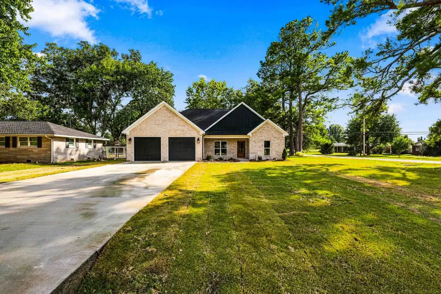 400 Lasalle Ave, Muscle Shoals, AL 35661 - #3