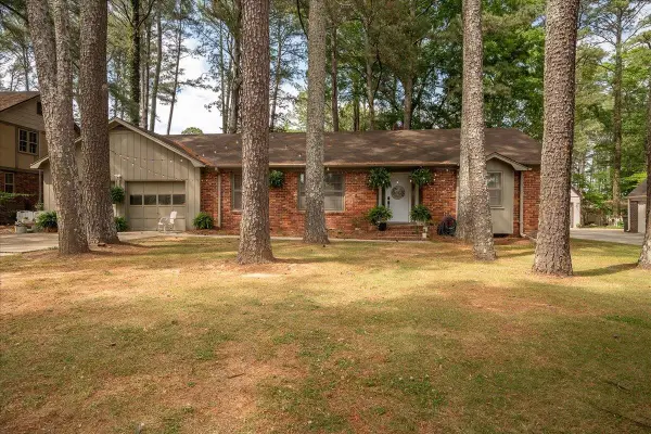 3419 SW Tanglewood Dr, Decatur, AL 35603