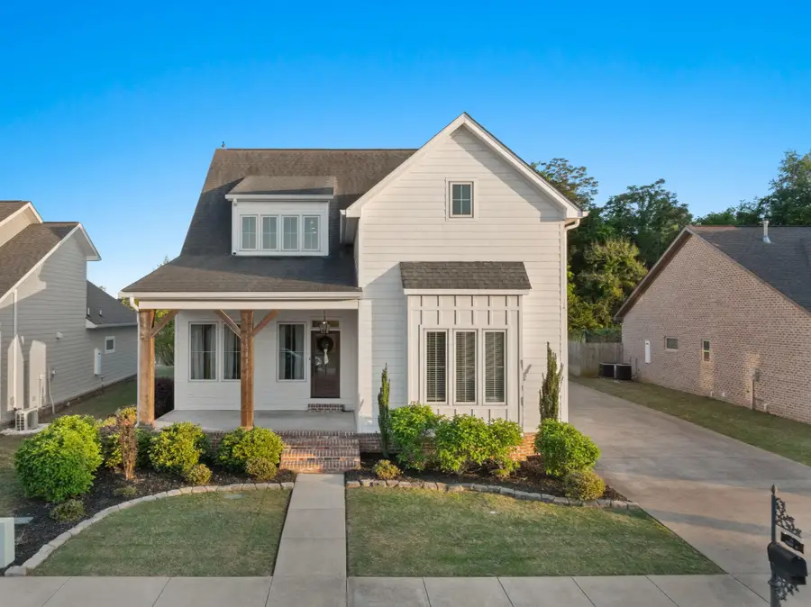 314 Hickory Dr, Muscle Shoals, AL 35661 - #3