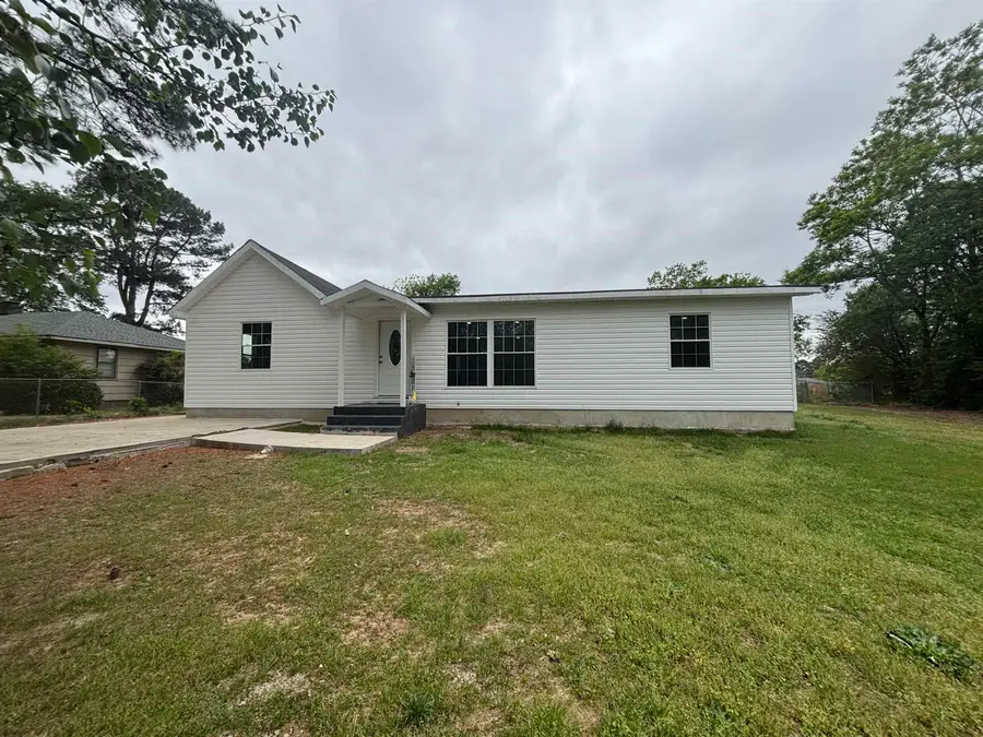 101 Scott Dr, Florence, AL 35633 - #2