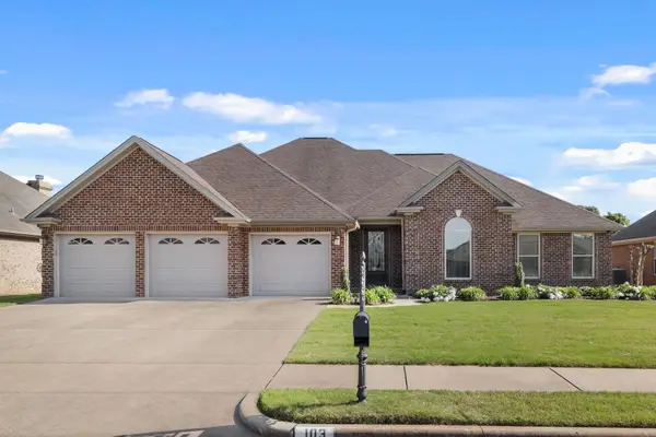 103 Rhett Dr, Muscle Shoals, AL 35661