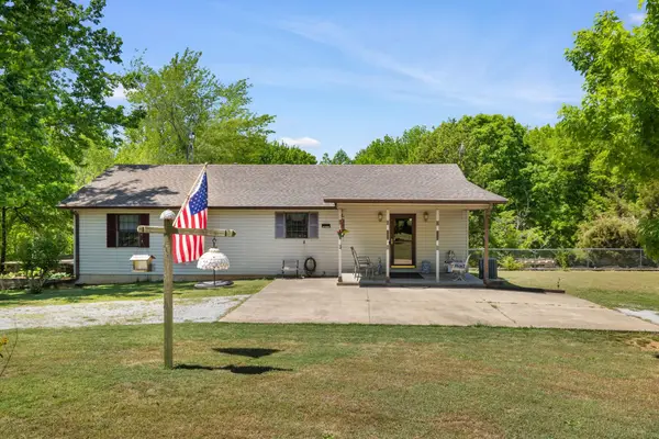 4090 Co Rd 83, Waterloo, AL 35677