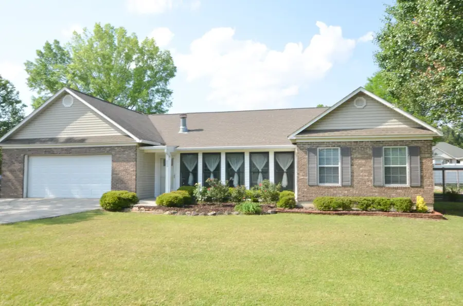600 Mayfair Ln, Cullman, AL 35057 - #2