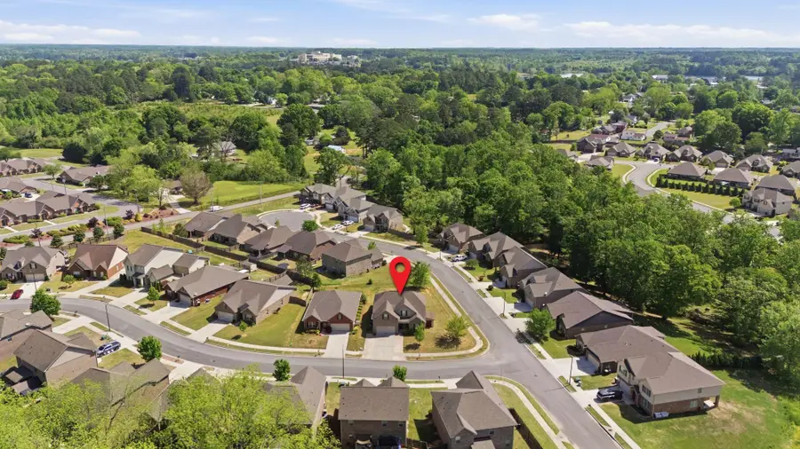 1414 Wishing Well Dr, Cullman, AL 35055 - #2