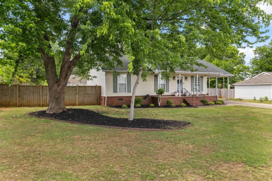 1604 Edison Ave, Muscle Shoals, AL 35661 - #2