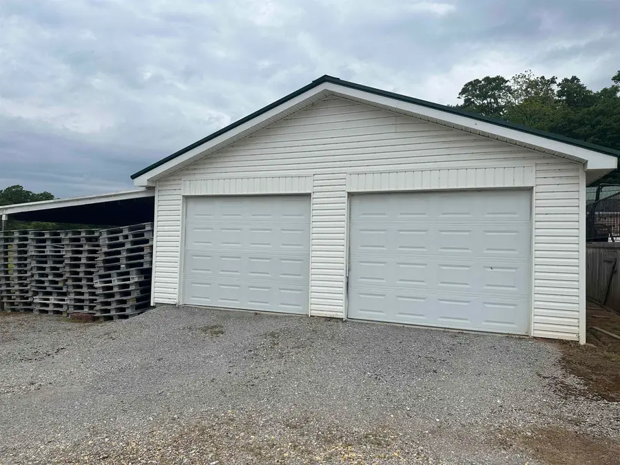 400 S Hook St, Tuscumbia, AL 35674 - #3