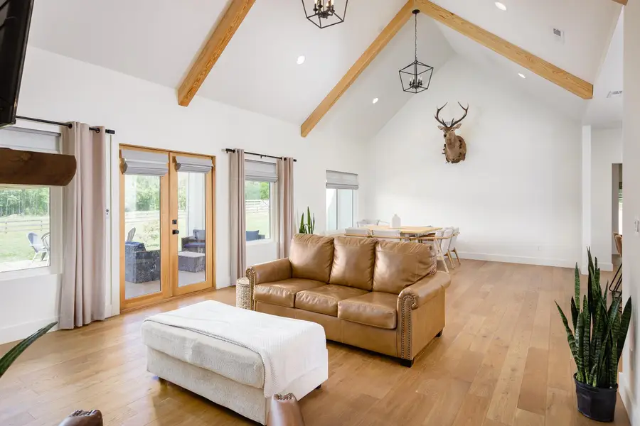 250 Old Orchard Rd, Florence, AL 35634 - #3