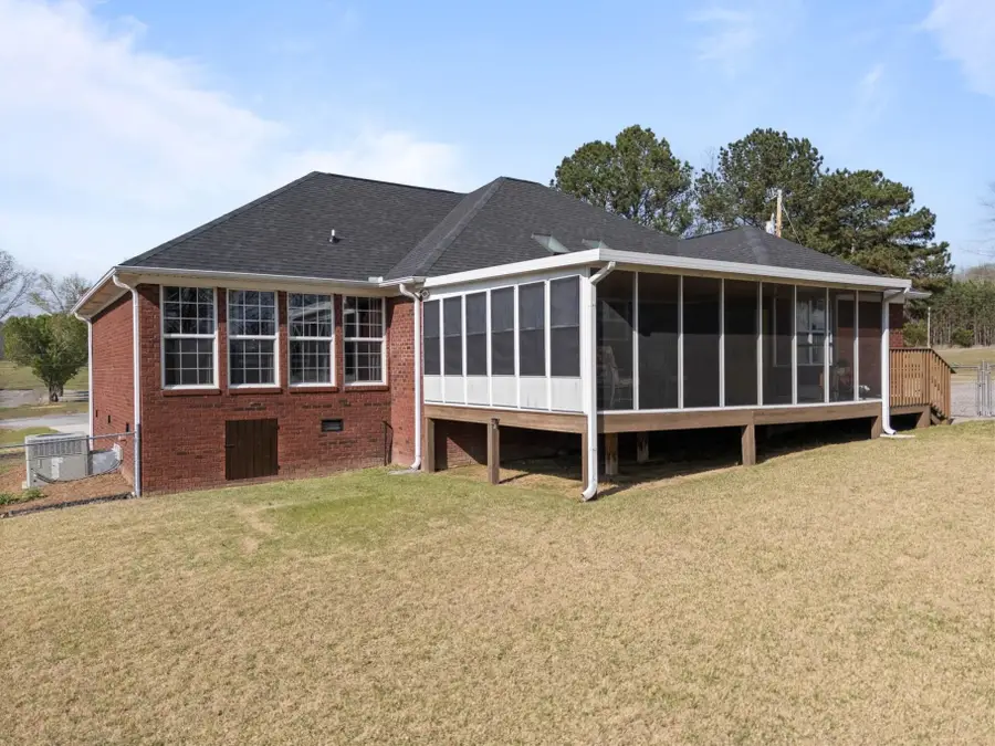 375 Co Rd 1200, Vinemont, AL 35179 - #3