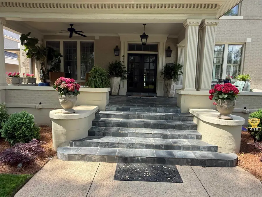 419 N Walnut St, Florence, AL 35630 - #2