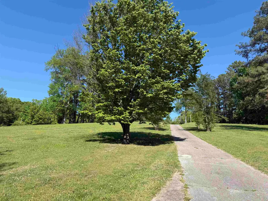 60 Poplar Springs Rd, Killen, AL 35645 - #3