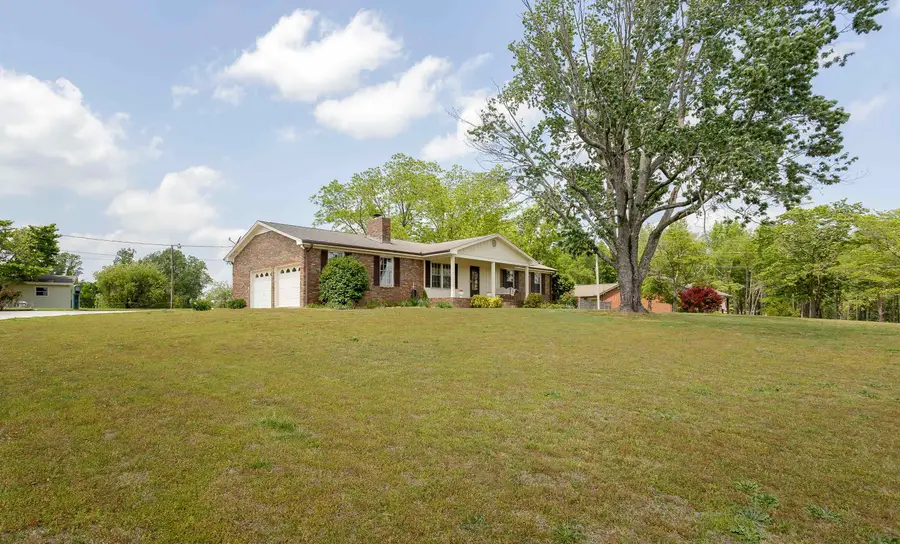 525 Alabama St, Killen, AL 35645 - #2