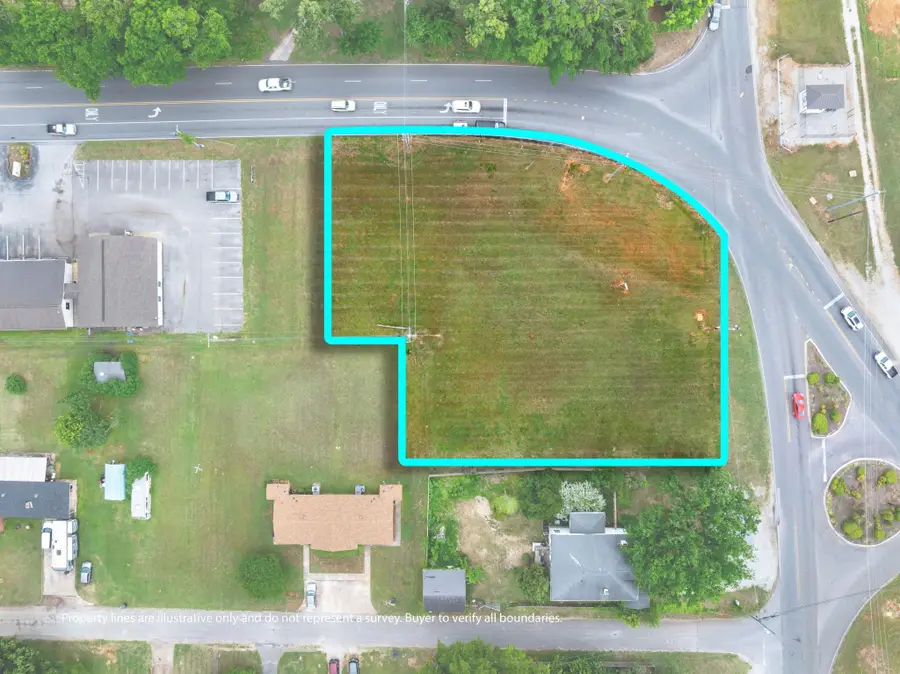 0 E Sixth St, Tuscumbia, AL 35674 - #3