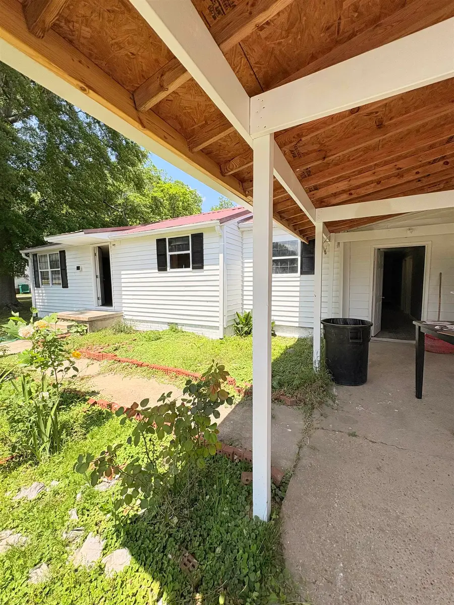 292 2nd Ave, Vernon, AL 35592 - #2