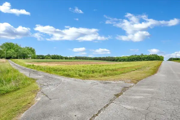 900 Co Rd 1466, Cullman, AL 35055